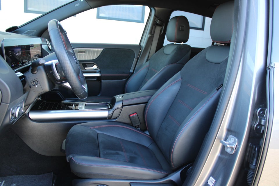 Mercedes EQA250 AMG Line 5d