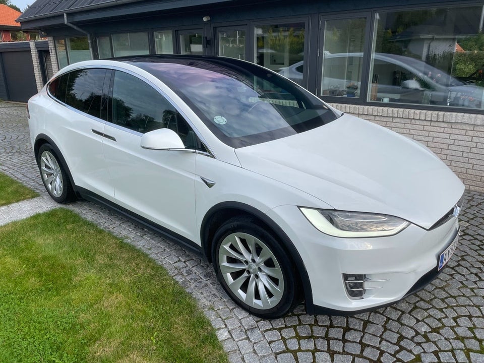 Tesla Model X 100D 6prs 5d