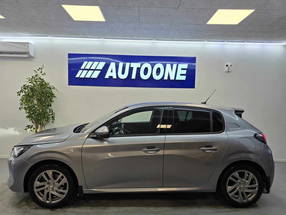 Peugeot 208 1,2 PureTech 100 Allure EAT8 5d