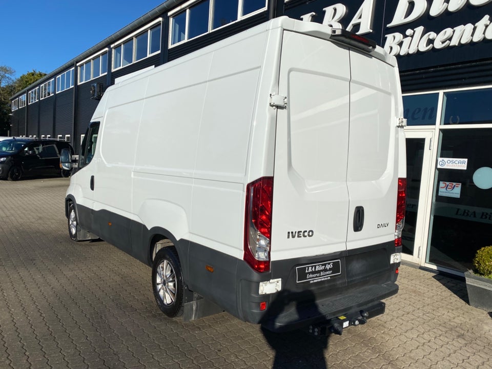 Iveco Daily 3,0 35C18 13,4m³ Van AG8