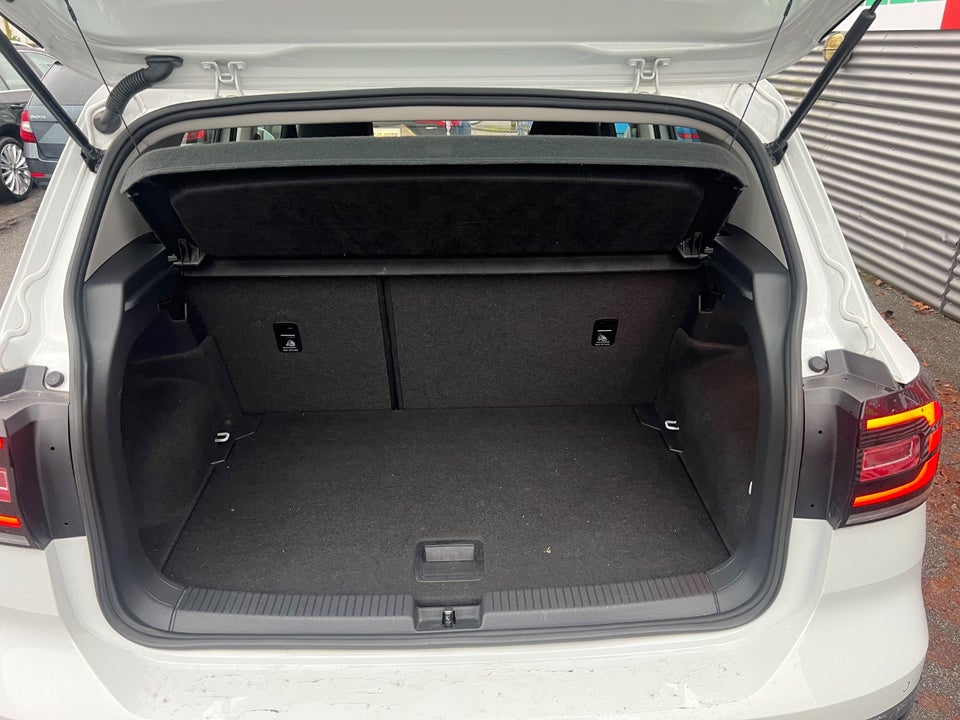 VW T-Cross 1,0 TSi 110 Life DSG 5d