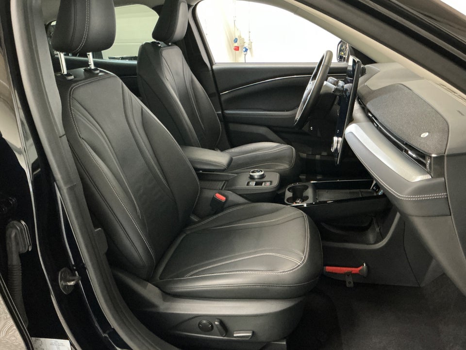 Ford Mustang Mach-E 68 Standard Range 5d