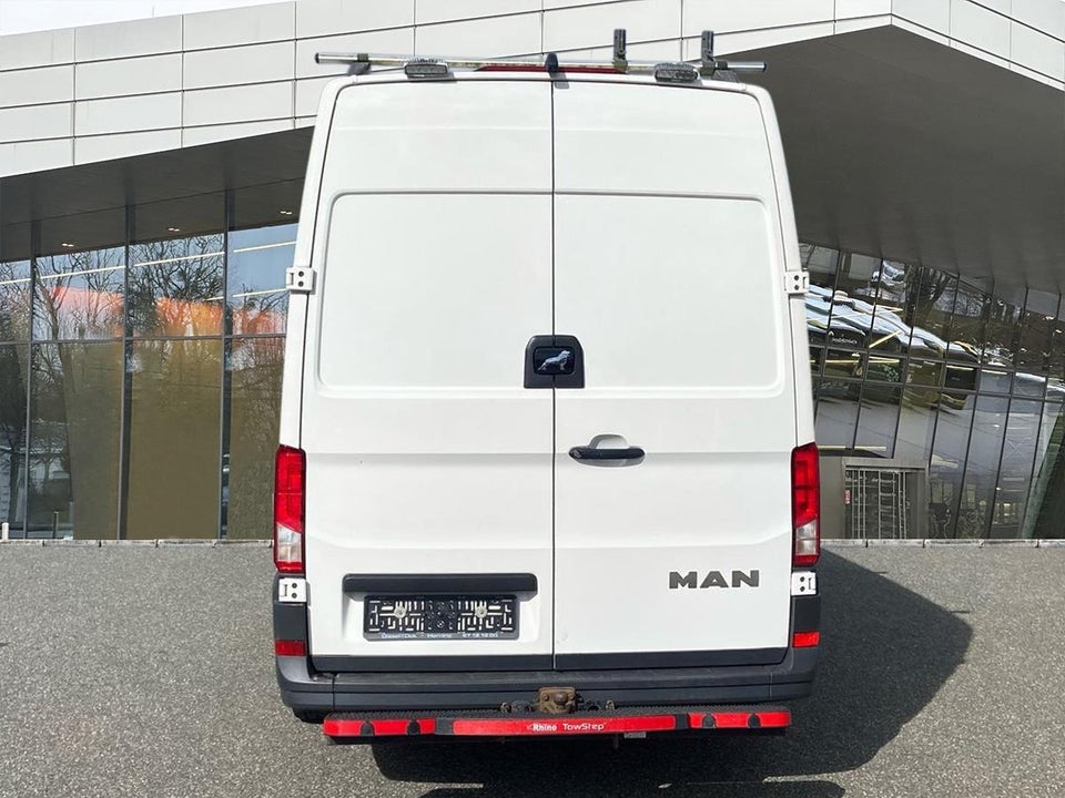 MAN TGE 2,0 3.180 Kassevogn L3H3 aut. FWD