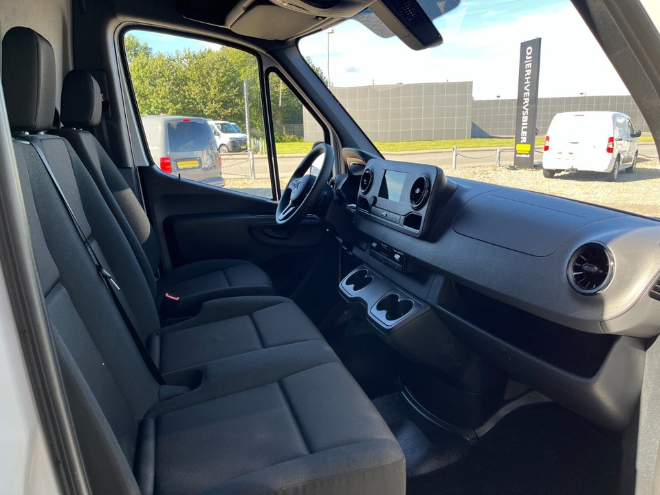 Mercedes Sprinter 317 2,0 CDi A2 Kassevogn aut. RWD