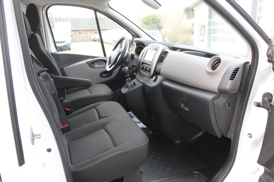 Renault Trafic T29 1,6 dCi 125 L2H2