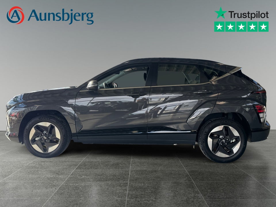 Hyundai Kona 48 EV Essential 5d