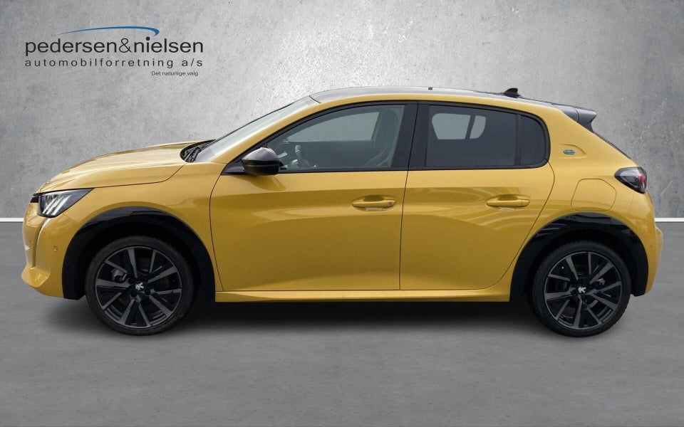 Peugeot e-208 50 GT 5d