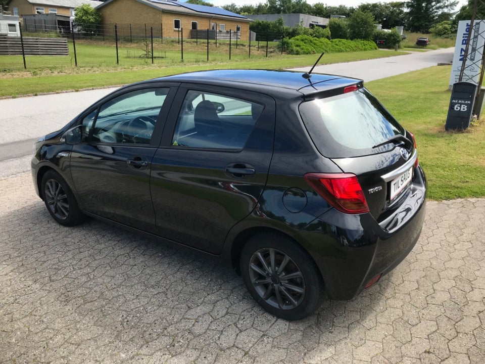 Toyota Yaris 1,5 Hybrid H2 e-CVT 5d