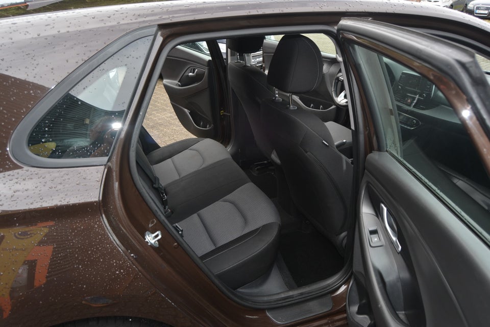 Hyundai i30 1,0 T-GDi Life+ 5d
