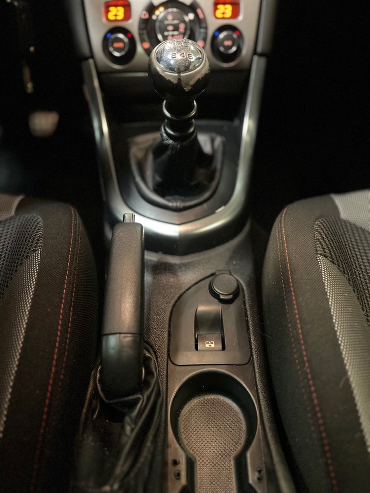 Peugeot 308 1,6 e-HDi 112 Sportium SW 7prs 5d