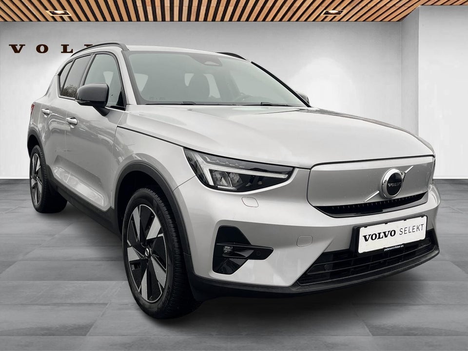 Volvo XC40 ReCharge Extended Range Plus 5d