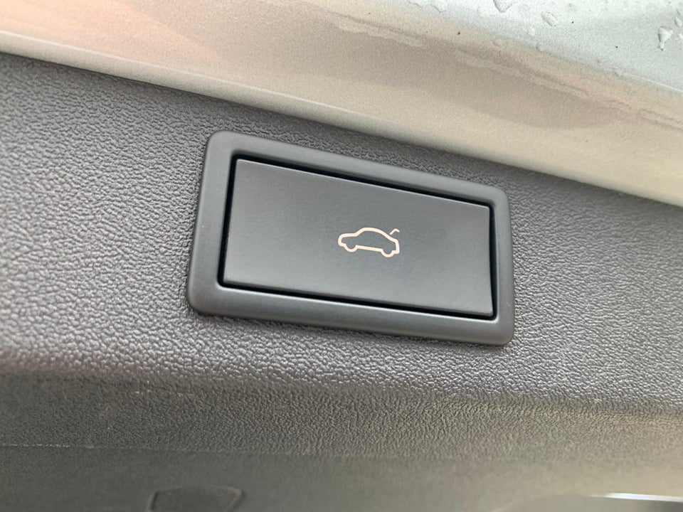 Skoda Enyaq 60 iV Loft 5d