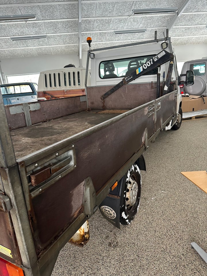 Citroën Jumper 35 2,2 HDi 130 Chassis L3 2d