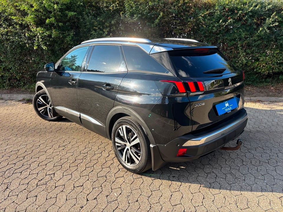 Peugeot 3008 1,2 e-THP 130 Allure EAT6 5d