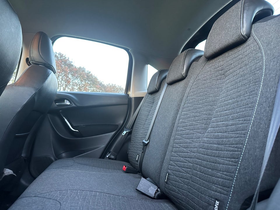 Citroën C3 1,6 BlueHDi 100 Selection 5d