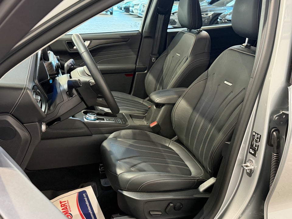 Ford Kuga 2,5 PHEV Vignale CVT 5d