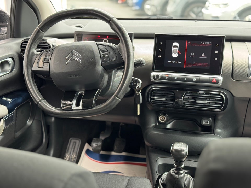 Citroën C4 Cactus 1,2 PureTech 110 Iconic 5d