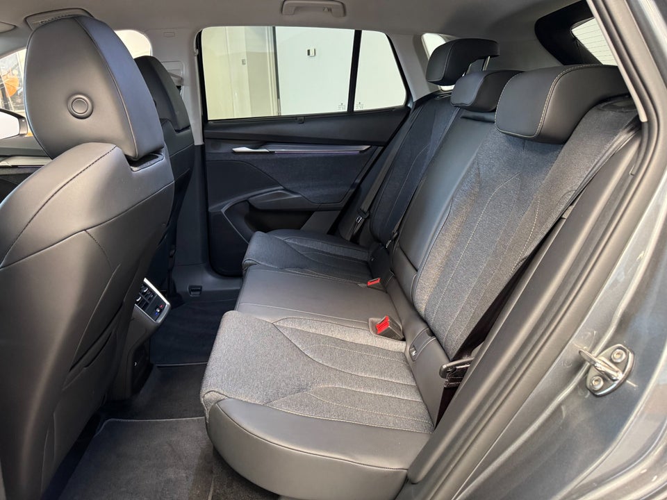 Skoda Elroq 85 iV Maxx 5d