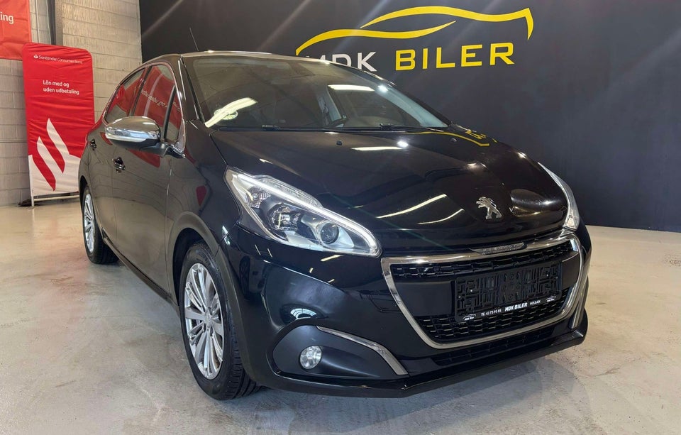 Peugeot 208 1,2 e-THP 110 Allure Sky 5d