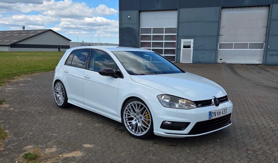 VW Golf VII 1,4 TSi 140 R-line DSG BMT 5d