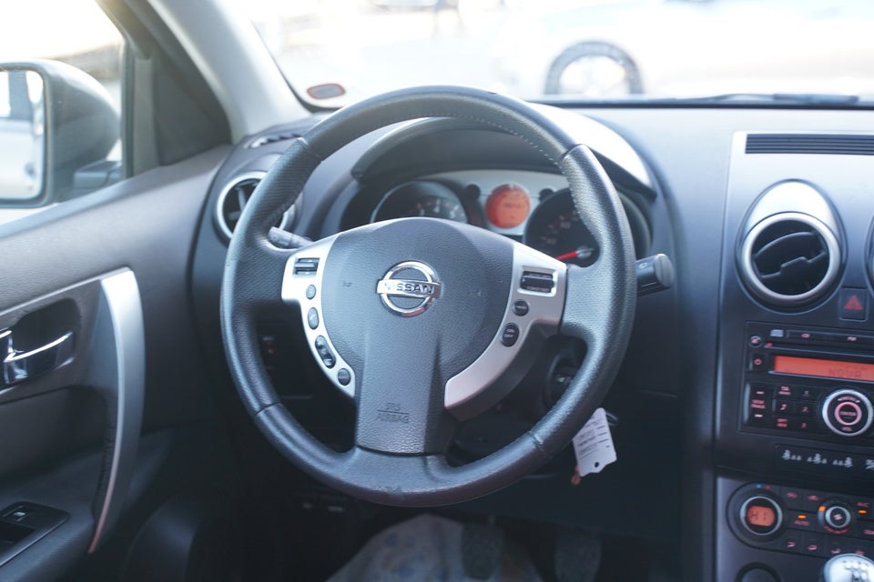 Nissan Qashqai 2,0 Acenta 4WD 5d