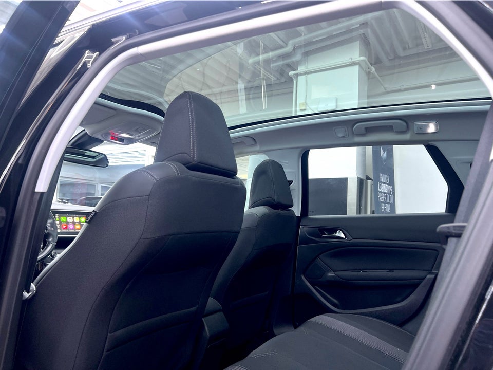 Peugeot 308 1,6 BlueHDi 120 Selection Sky SW 5d