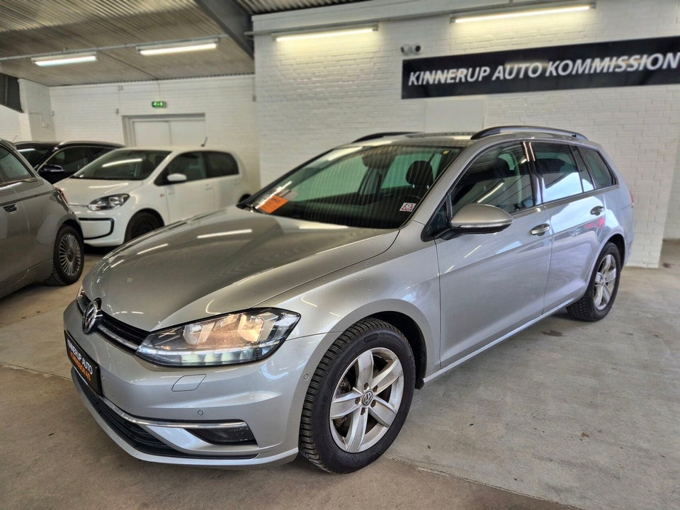VW Golf VII 1,6 TDi 115 Comfortline Variant 5d