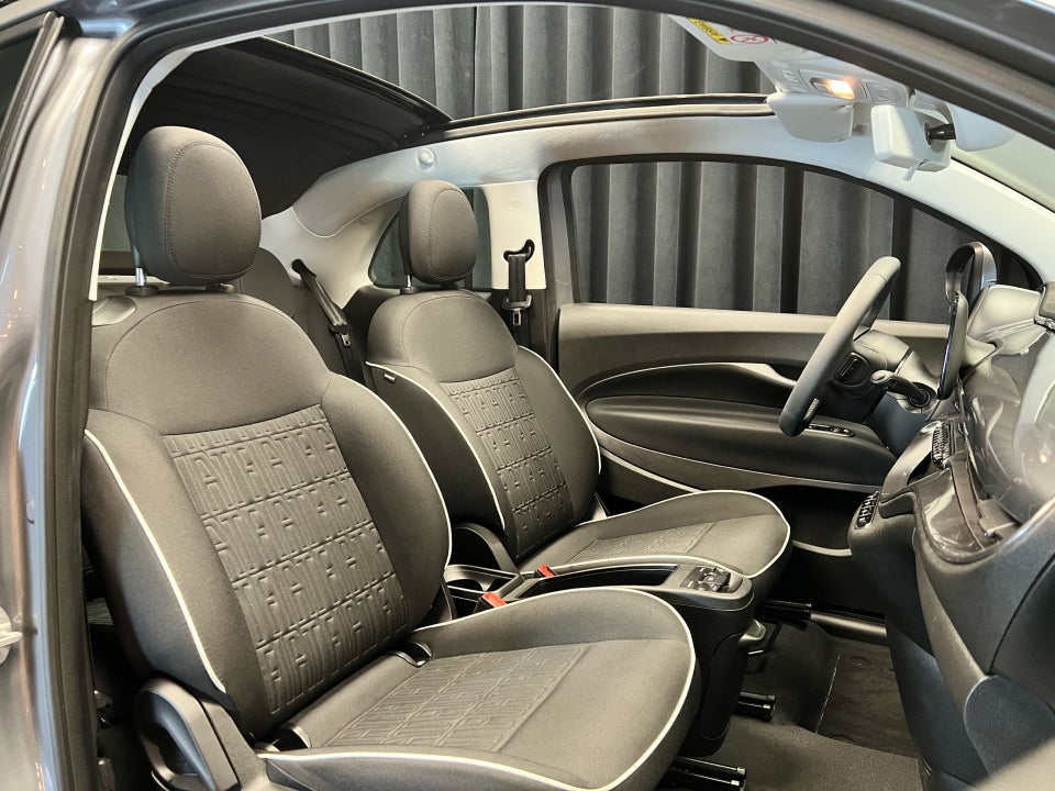 Fiat 500e 42 Icon Cabrio 2d