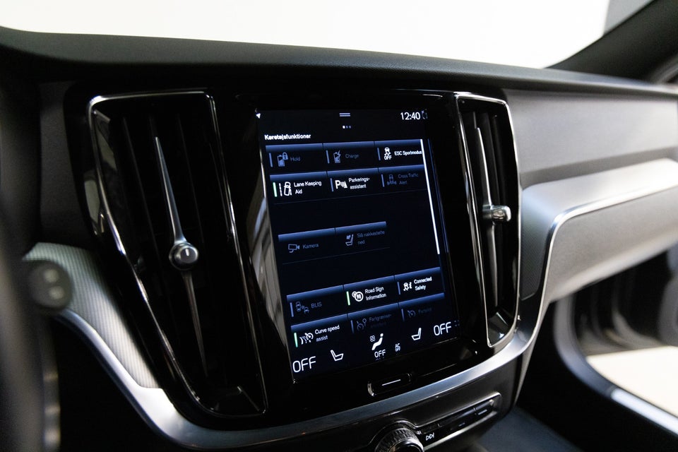 Volvo V60 2,0 T6 ReCharge R-Design aut. AWD 5d