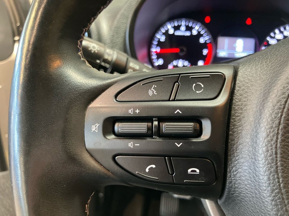 Kia Picanto 1,0 MPi Attraction 5d