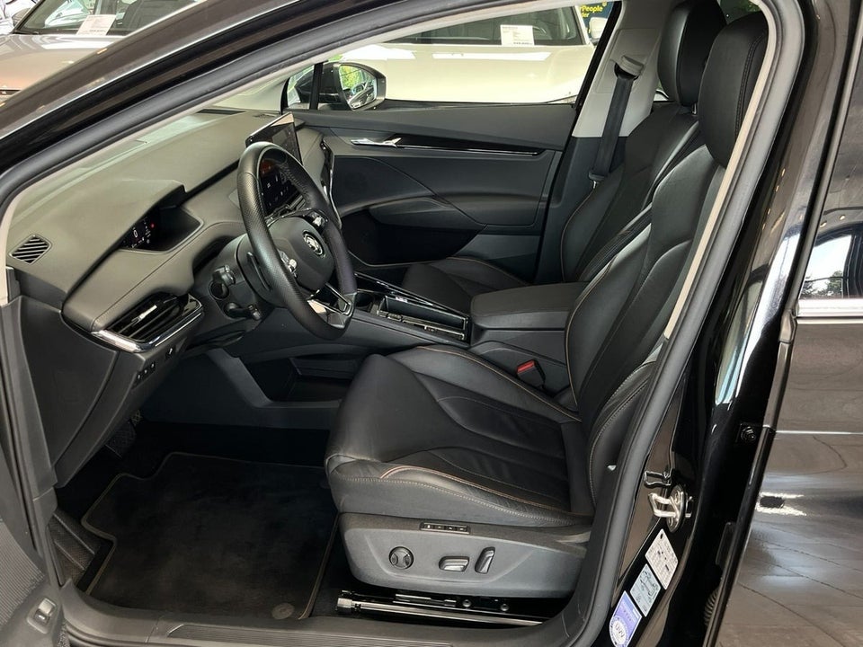 Skoda Enyaq 80 iV Suite 5d