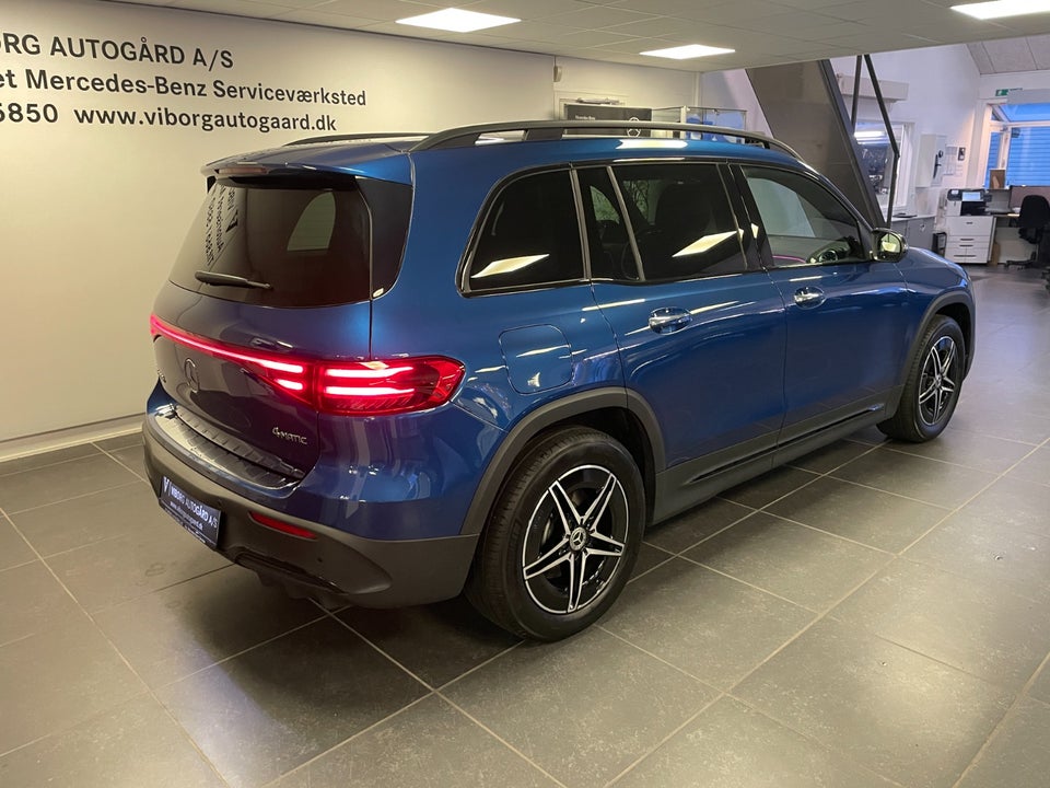Mercedes EQB300 AMG Line 4Matic 5d