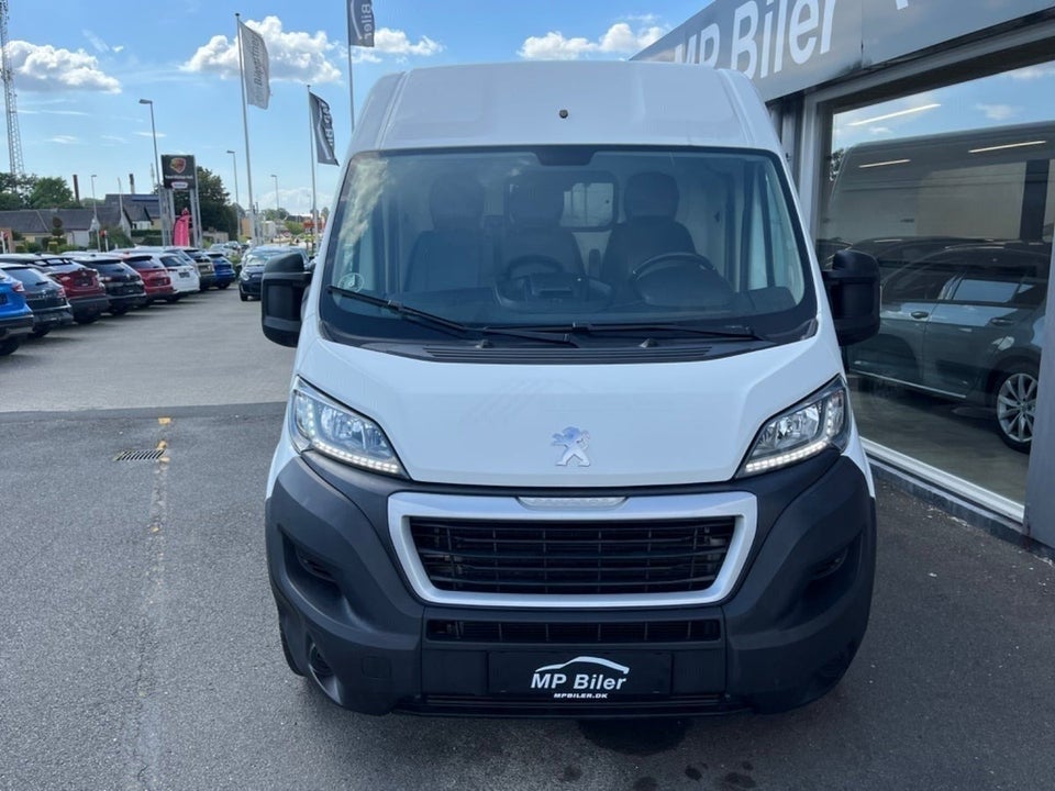 Peugeot Boxer 335 2,2 BlueHDi 165 L3H2 Premium