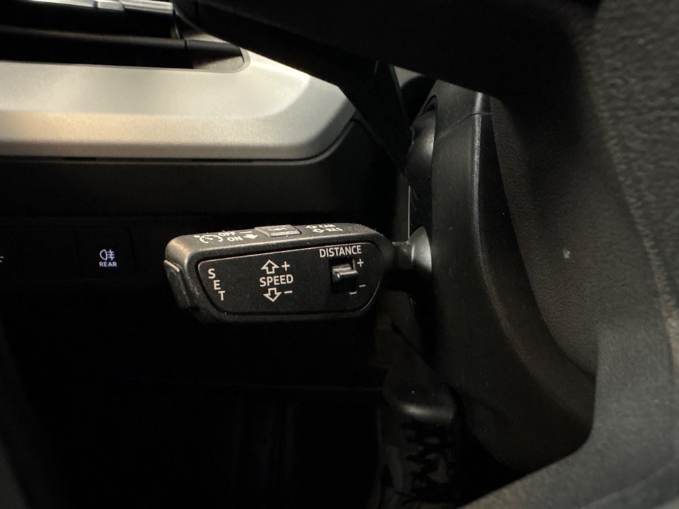 Audi Q4 e-tron 40 Advanced 5d