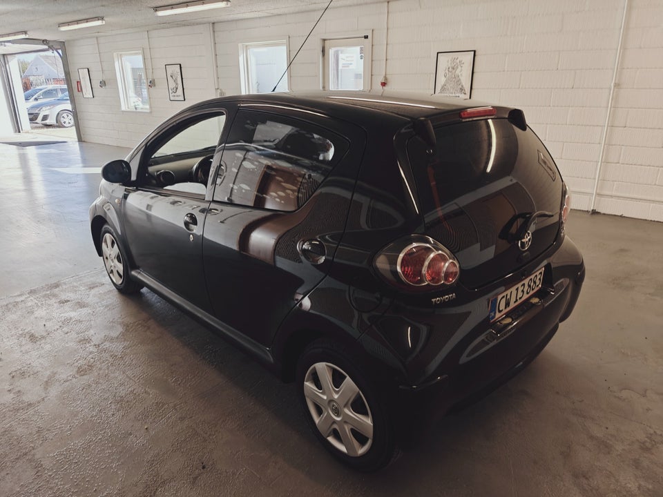 Toyota Aygo 1,0 VVT-i T2 Air 5d