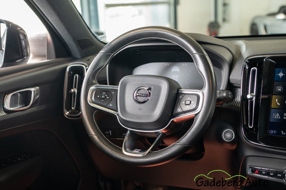Volvo XC40 1,5 T3 163 R-Design aut. 5d