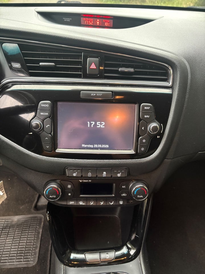 Kia Ceed 1,4 CVVT Style+ Clim 5d