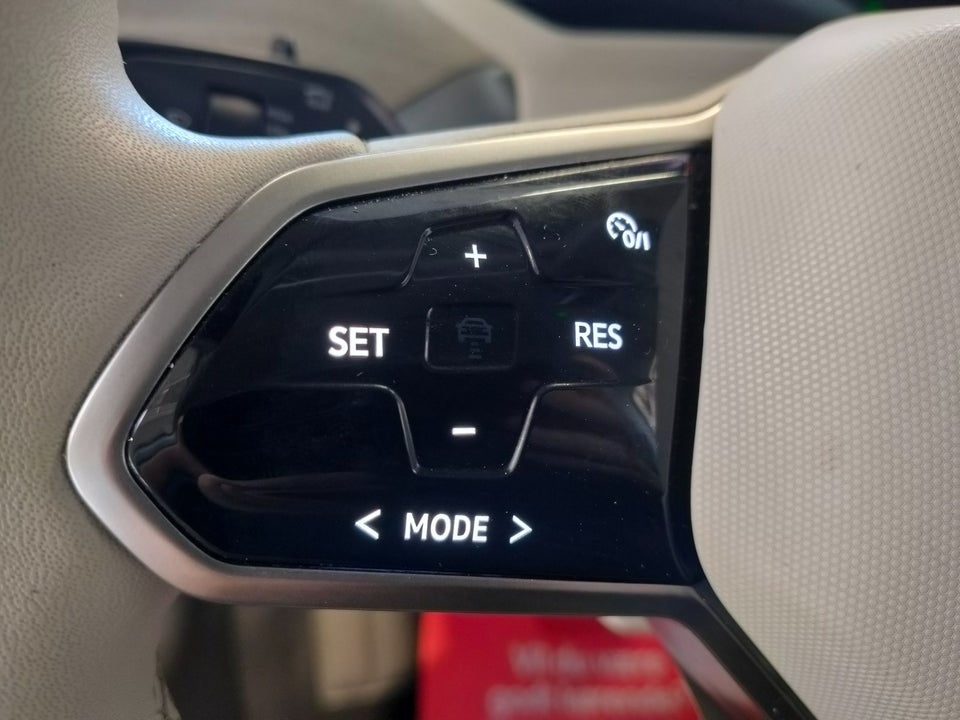 VW ID.Buzz 77 Pro SWB 5d