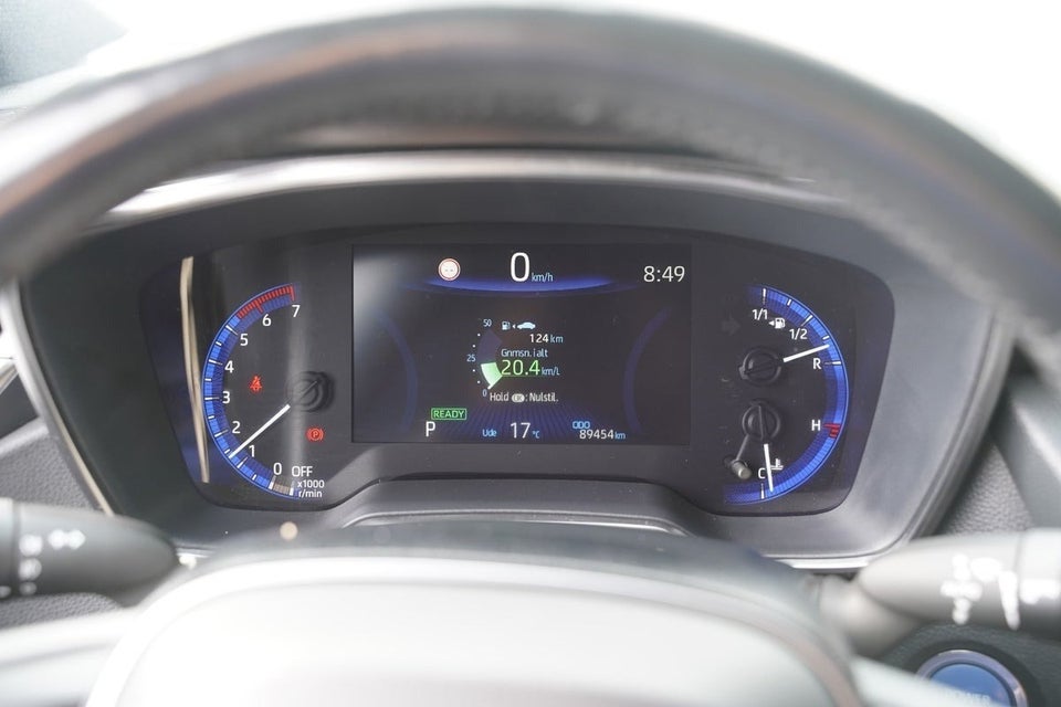 Toyota Corolla 1,8 Hybrid Premium Smart Design MDS 5d