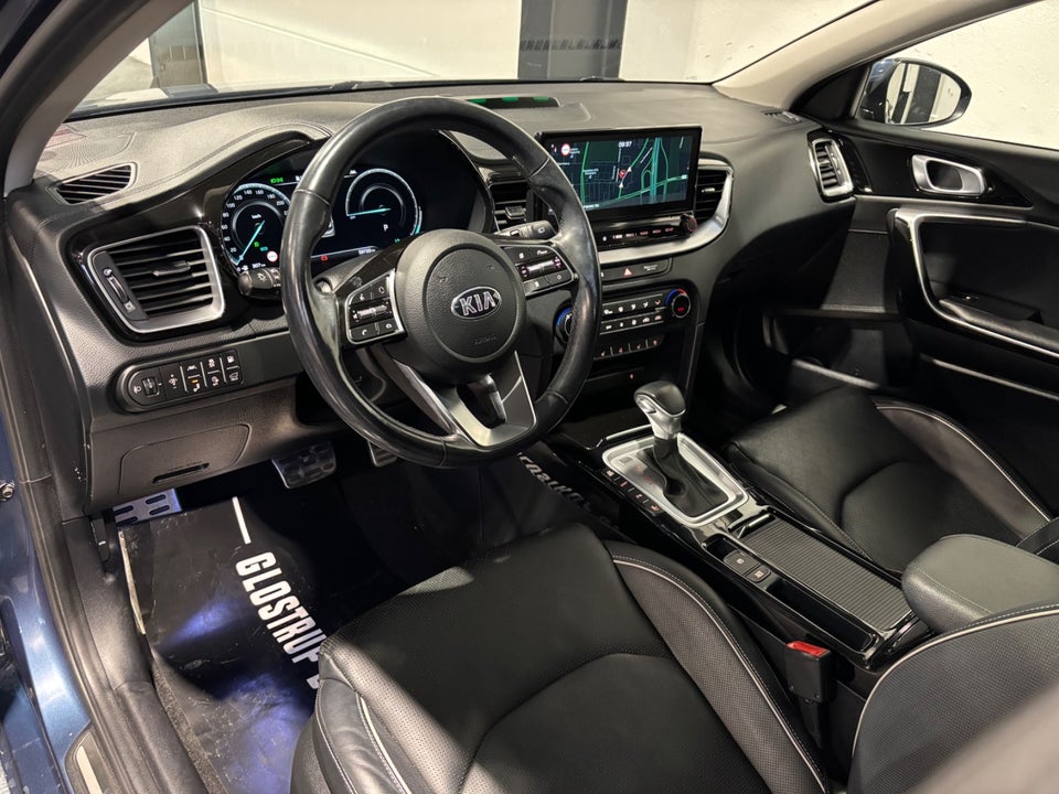 Kia Ceed 1,6 PHEV Upgrade Premium+ SW DCT 5d