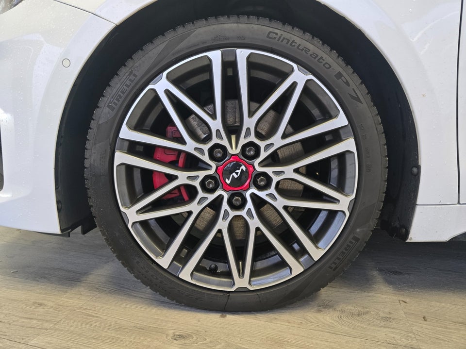 Kia ProCeed 1,6 T-GDi GT DCT 5d