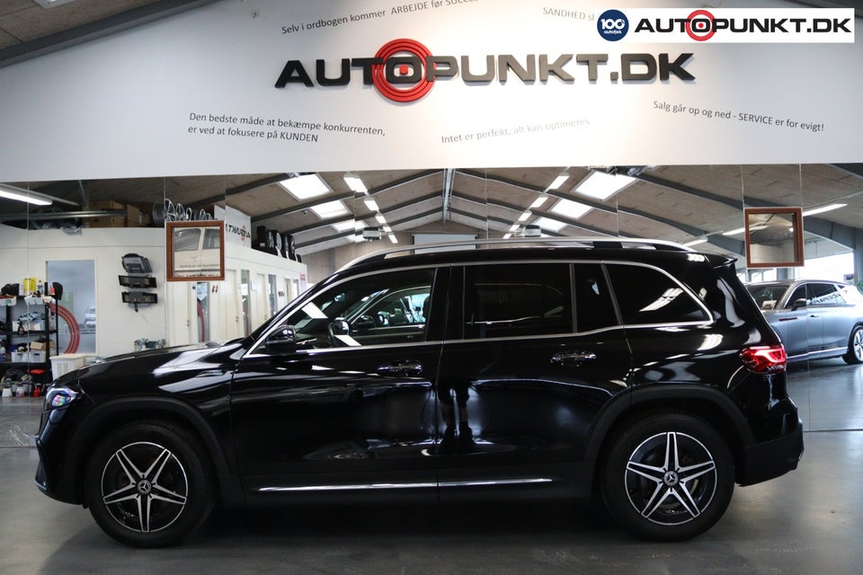 Mercedes EQB250 AMG Line 5d