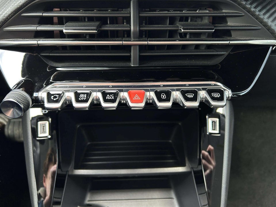 Peugeot e-208 50 Active Pack 5d