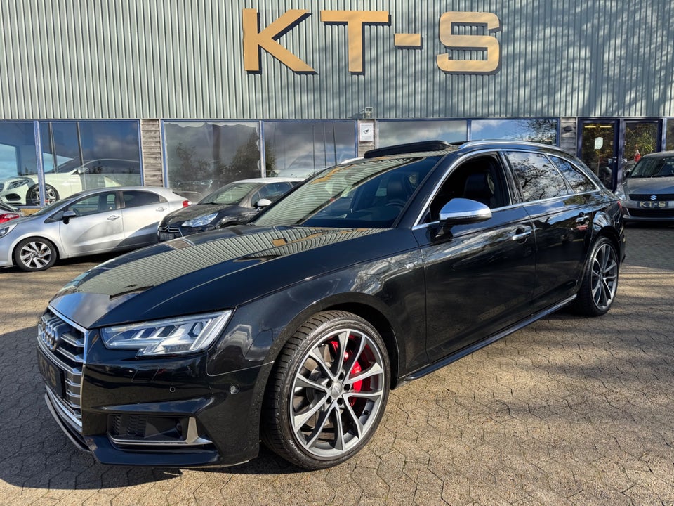 Audi S4 3,0 TFSi Avant quattro Tiptr. 5d
