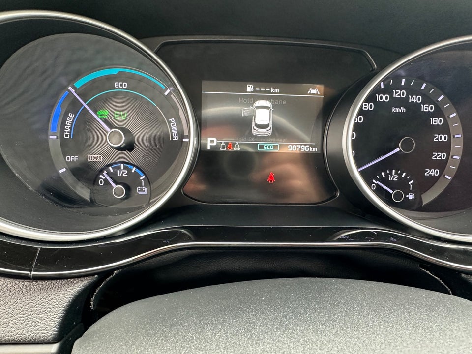 Kia XCeed 1,6 PHEV Prestige DCT 5d