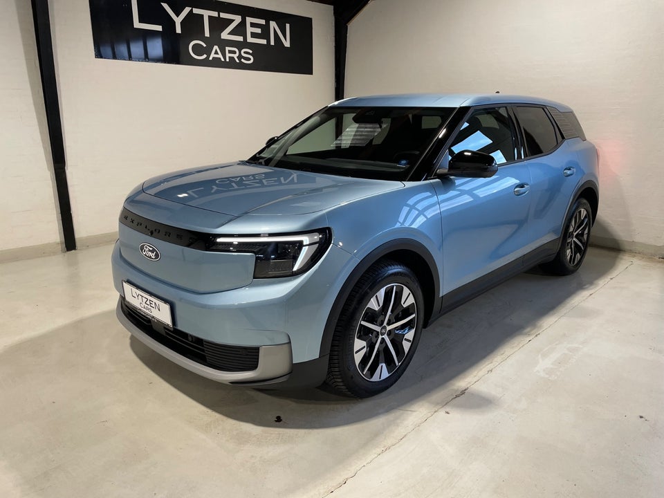 Ford Explorer 82 Select Extended Range 5d