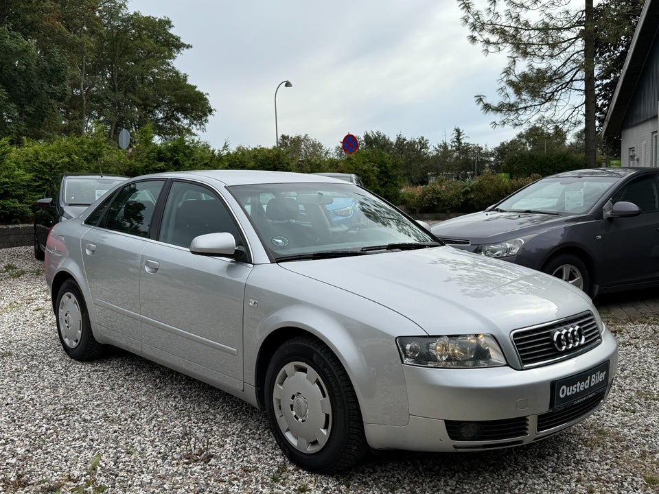 Audi A4 1,6  4d