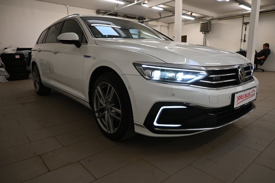 VW Passat 1,4 GTE High Variant DSG 5d