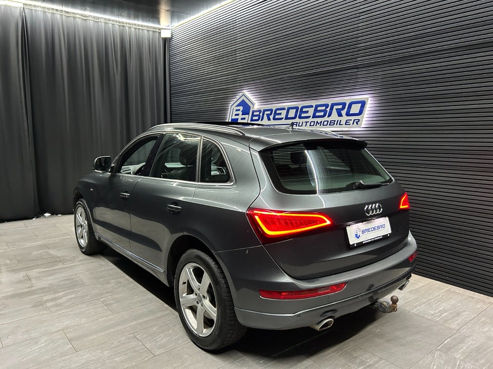 Audi Q5 3,0 TDi 245 S-line quattro S-tr. 5d