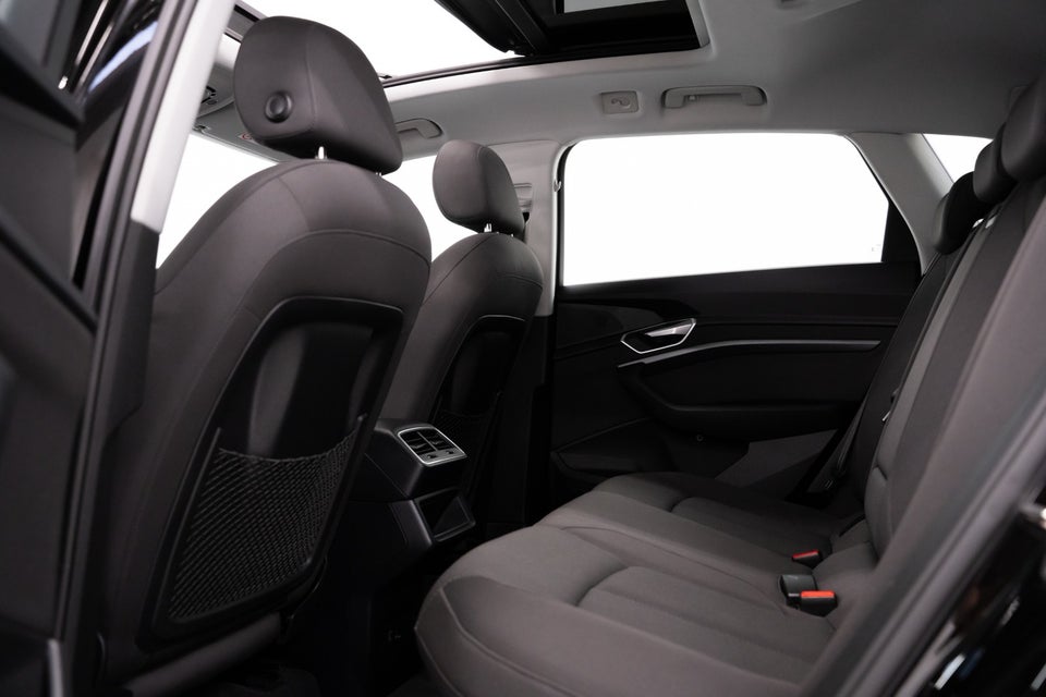 Audi e-tron 50 quattro 5d